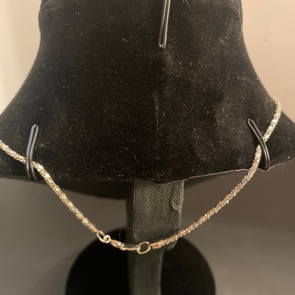 Southwestern Boho eagle falcon feather pendant silver tone chained necklace 11” - Picture 4 of 9